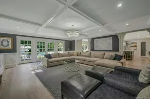 192 Burtis Ln, Muttontown, NY 11791 - Photo 17