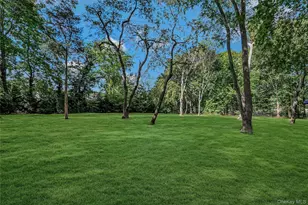 192 Burtis Ln, Muttontown, NY 11791 - Photo 49