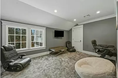 192 Burtis Lane, Muttontown, NY 11791 - Photo 31