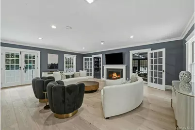 192 Burtis Lane, Muttontown, NY 11791 - Photo 3