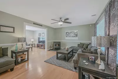 3 Farmhouse Drive, Ridge, NY 11961 - Photo 19