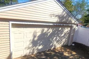 363 Clarendon Rd, Uniondale, NY 11553 - Photo 21