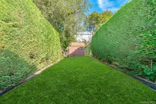 86-09 77th Ave, Glendale, NY 11385 - Photo 21