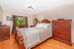 86-09 77th Ave, Glendale, NY 11385 - Photo 9