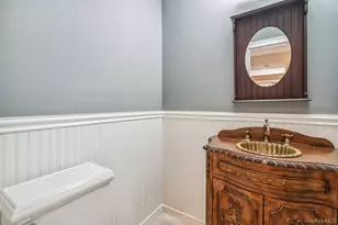 55 Maple Run Dr, Jericho, NY 11753 - Photo 13