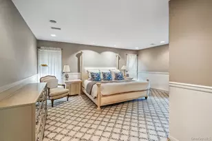 55 Maple Run Dr, Jericho, NY 11753 - Photo 15