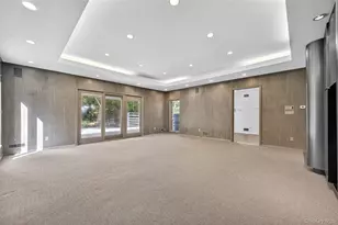 39 Hummingbird Dr, East Hills, NY 11576 - Photo 9