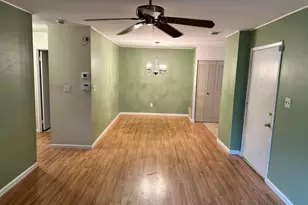 229 Feller Dr, Central Islip, NY 11722 - Photo 7