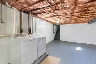 173 West End Ave, Shirley, NY 11967 - Photo 21