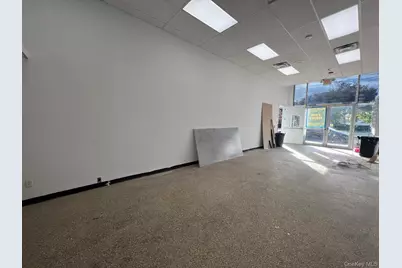 411 Jericho Turnpike, New Hyde Park, NY 11040 - Photo 9