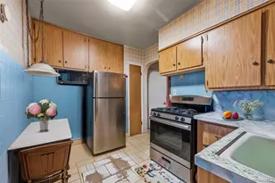 208 Dogwood Rd, Valley Stream, NY 11580 - Photo 11