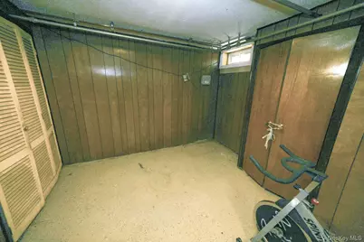 8223 Caldwell Avenue, Middle Village, NY 11379 - Photo 31