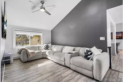 20 Malcolm Street, Bellport, NY 11713 - Photo 9