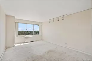 18-15 215th St, Bayside, NY 11360 - Photo 15