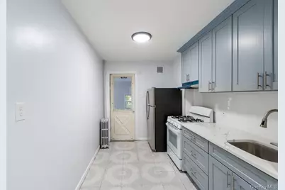 262 E 23rd Street, Brooklyn, NY 11226 - Photo 5