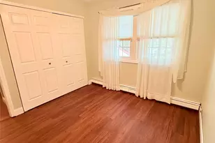 8 Potomac Ct, Coram, NY 11727 - Photo 13