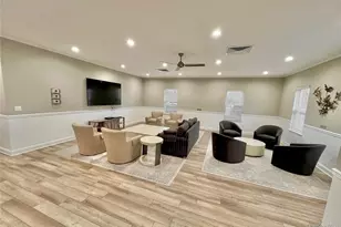 8 Potomac Ct, Coram, NY 11727 - Photo 23