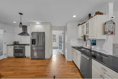 156 N Woods Road, Calverton, NY 11933 - Photo 17