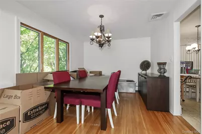 61 Mitchell Avenue, Plainview, NY 11803 - Photo 3