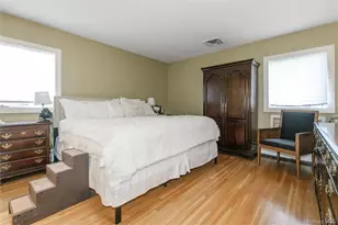 61 Mitchell Ave, Plainview, NY 11803 - Photo 9