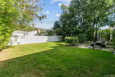 61 Mitchell Avenue, Plainview, NY 11803 - Photo 23