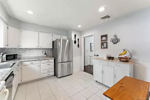 1699 Hanover St, Yorktown Heights, NY 10598 - Photo 7