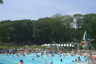 80 Walnut Dr, East Hills, NY 11576 - Photo 27