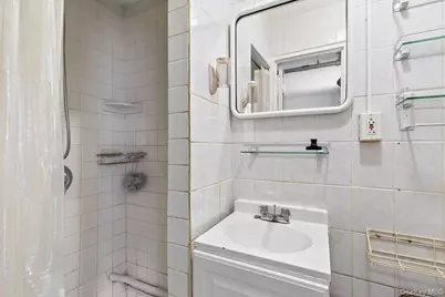 3339 Kingsland Avenue, Bronx, NY 10469 - Photo 19