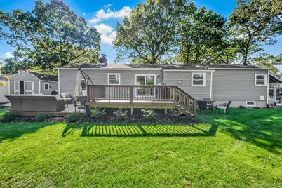 7 Plymouth Street, Centereach, NY 11720 - Photo 5