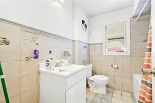 293 Pennsylvania Ave, Roosevelt, NY 11575 - Photo 9