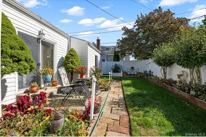 3520 Mallard Road, Levittown, NY 11756 - Photo 33