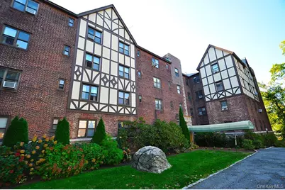 120 Stonelea Place #3M, New Rochelle, NY 10801 - Photo 3
