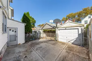 90-37 180th St, Jamaica, NY 11432 - Photo 21