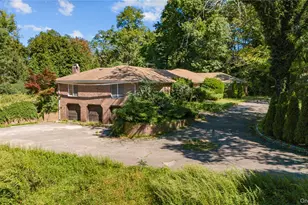 169 Middle Neck Rd, Sands Point, NY 11050 - Photo 9