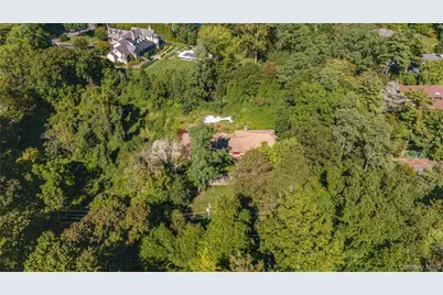 169 Middle Neck Road, Sands Point, NY 11050 - Photo 5