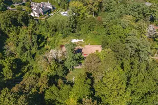 169 Middle Neck Rd, Sands Point, NY 11050 - Photo 5