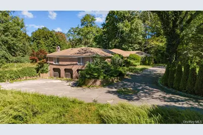 169 Middle Neck Road, Sands Point, NY 11050 - Photo 9