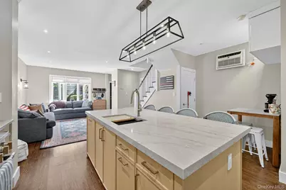 305 W 259th Street, Bronx, NY 10471 - Photo 7