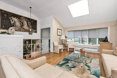 5 Meroke Court, Huntington Station, NY 11746 - Photo 3