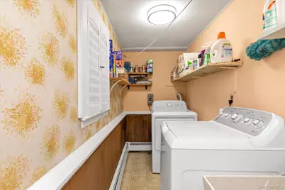 5 Meroke Court, Huntington Station, NY 11746 - Photo 19