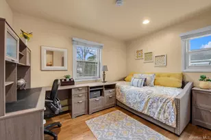 326 4th St, East Northport, NY 11731 - Photo 15