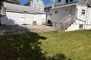 100-24 210th St, Queens Village, NY 11429 - Photo 27