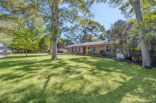 4 Model Ct, Rocky Point, NY 11778 - Photo 3