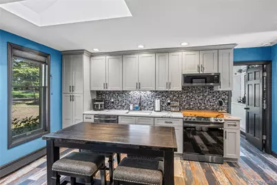 4 Model Court, Rocky Point, NY 11778 - Photo 11