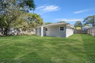 6 Bonny Dr, Mastic, NY 11950 - Photo 21