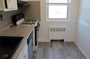 28 Dehaven Dr, Yonkers, NY 10701 - Photo 5