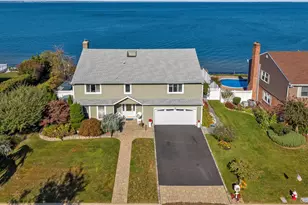 43 Oak Point Dr N, Bayville, NY 11709 - Photo 9