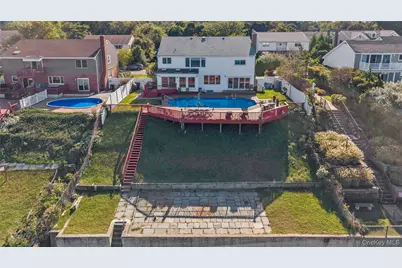 43 Oak Point Drive N, Bayville, NY 11709 - Photo 5