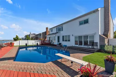 43 Oak Point Drive N, Bayville, NY 11709 - Photo 31