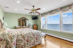 43 Oak Point Dr N, Bayville, NY 11709 - Photo 27